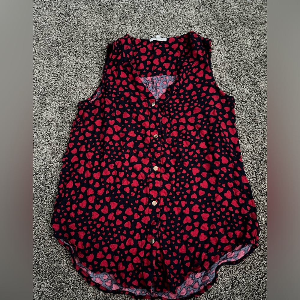 Red heart tank top